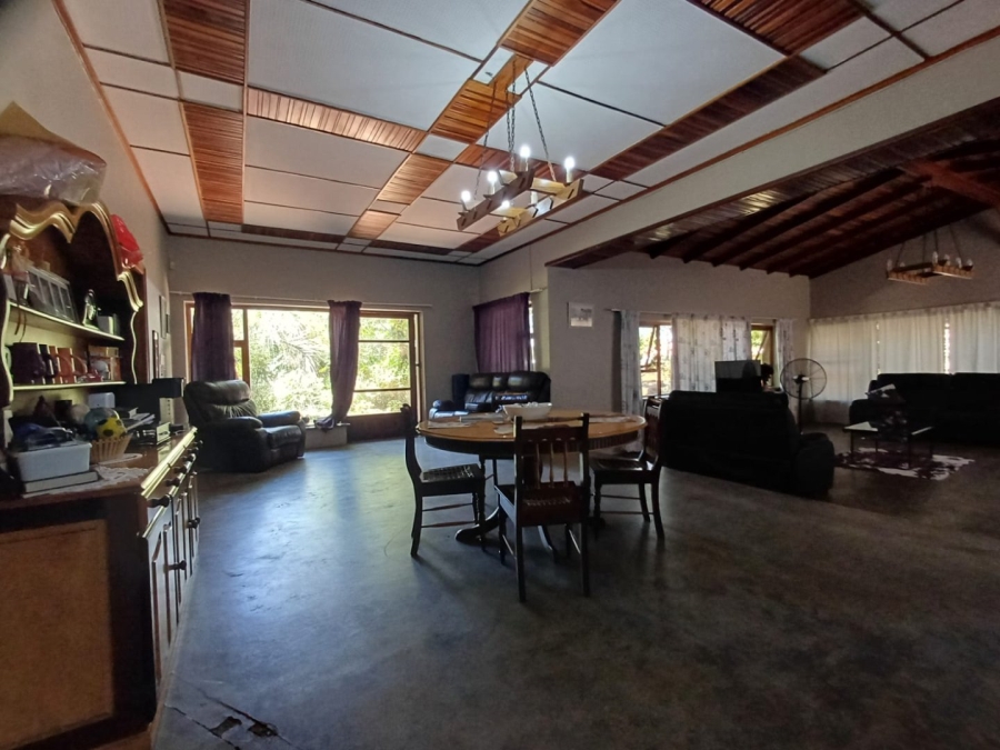 4 Bedroom Property for Sale in Songloed North West